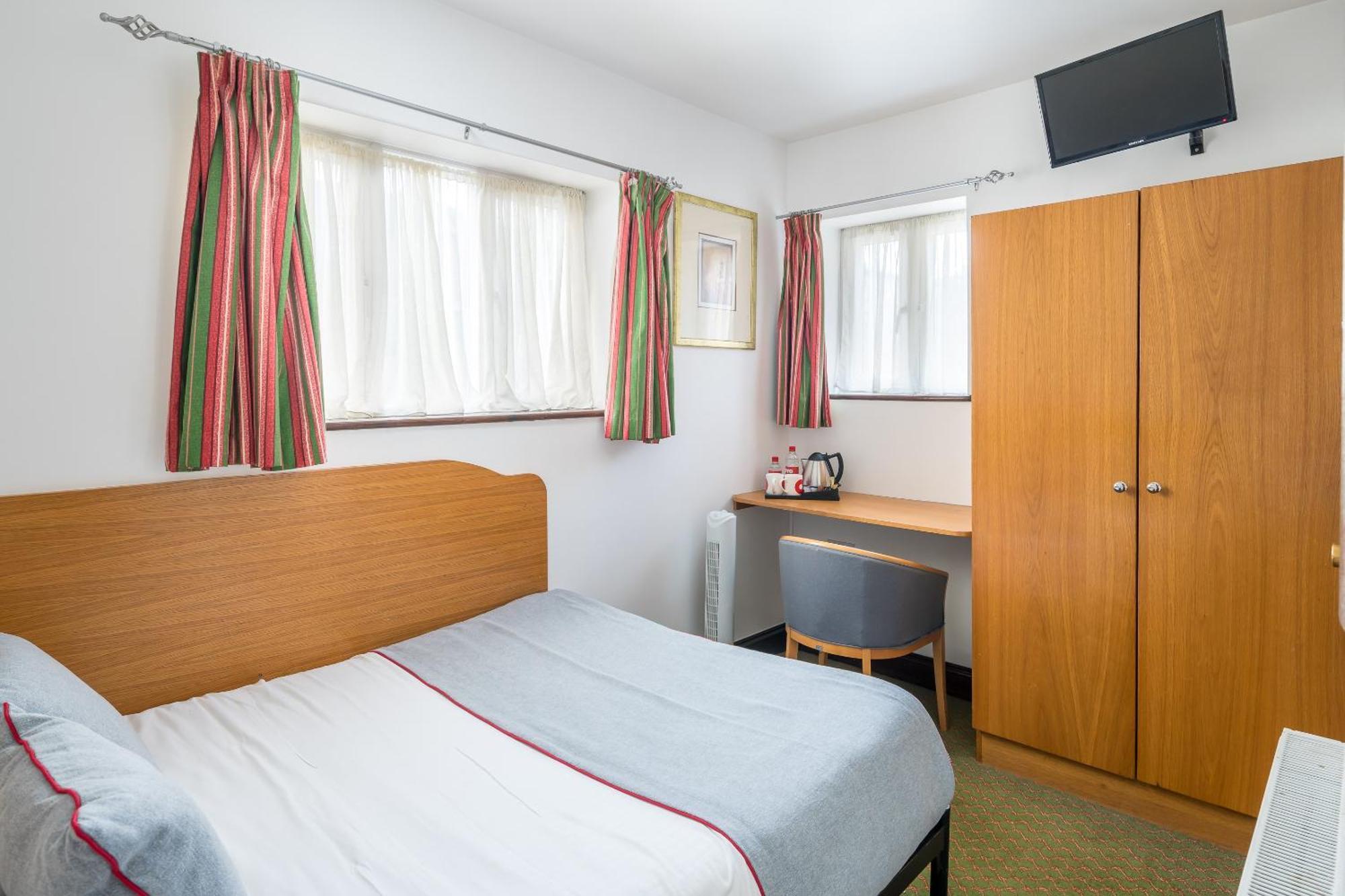 Oyo Abbey Hotel, London Shepherd'S Bush Market Zewnętrze zdjęcie