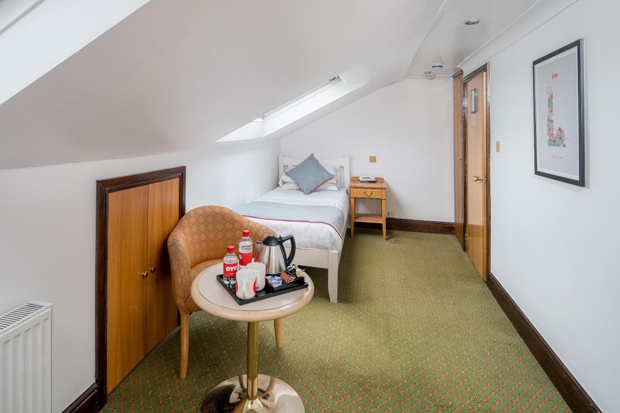 Oyo Abbey Hotel, London Shepherd'S Bush Market Zewnętrze zdjęcie