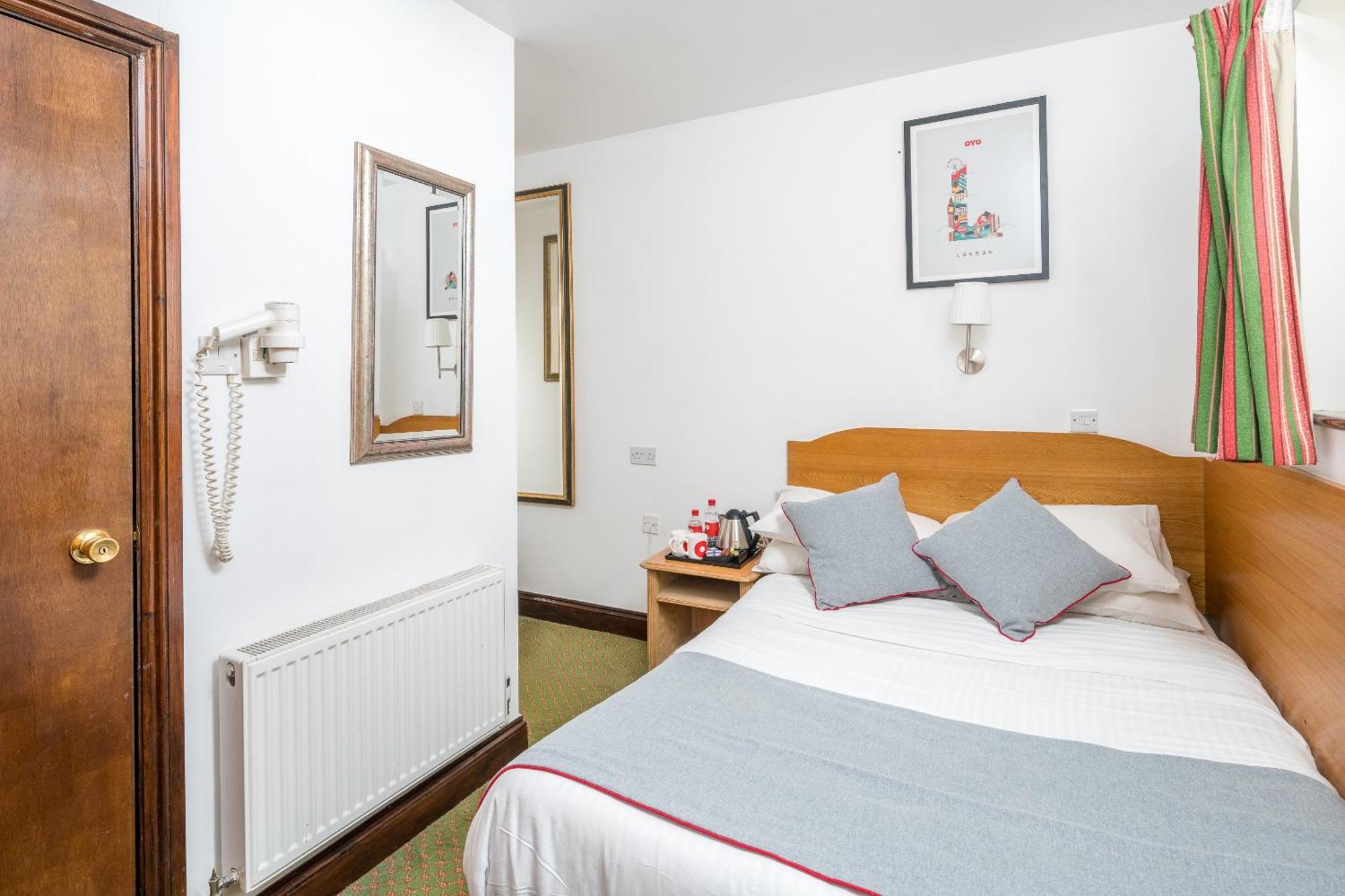 Oyo Abbey Hotel, London Shepherd'S Bush Market Zewnętrze zdjęcie